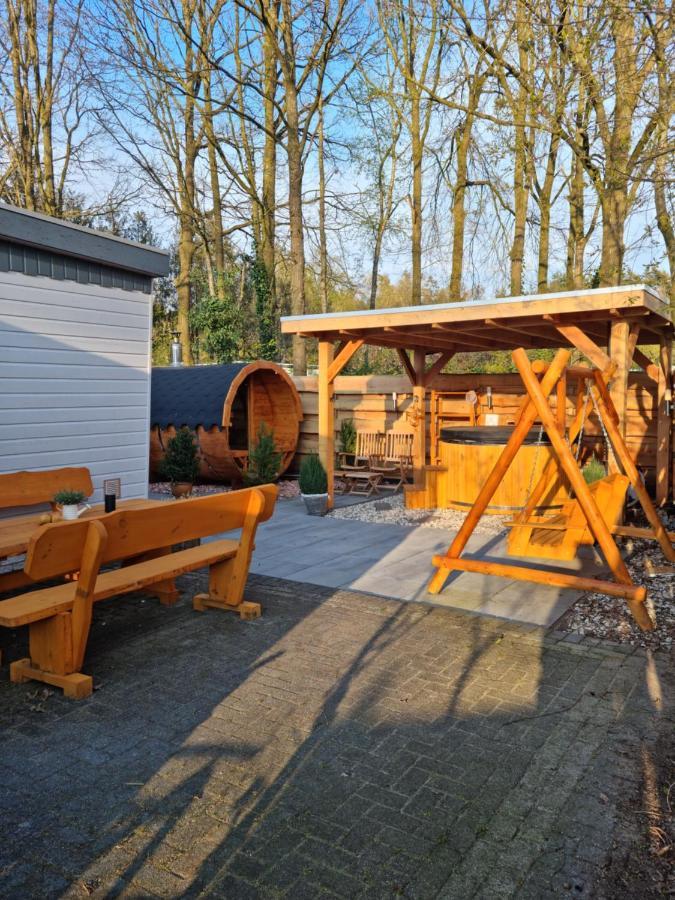Chalet Harmony Prive Wellness Putten Esterno foto