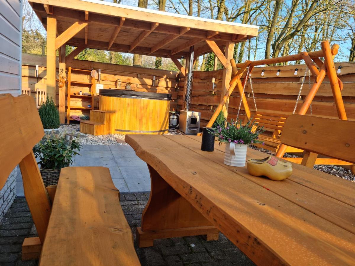 Chalet Harmony Prive Wellness Putten Esterno foto