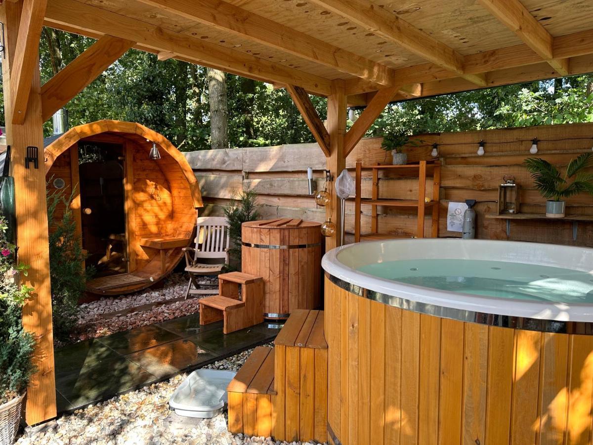Chalet Harmony Prive Wellness Putten Esterno foto